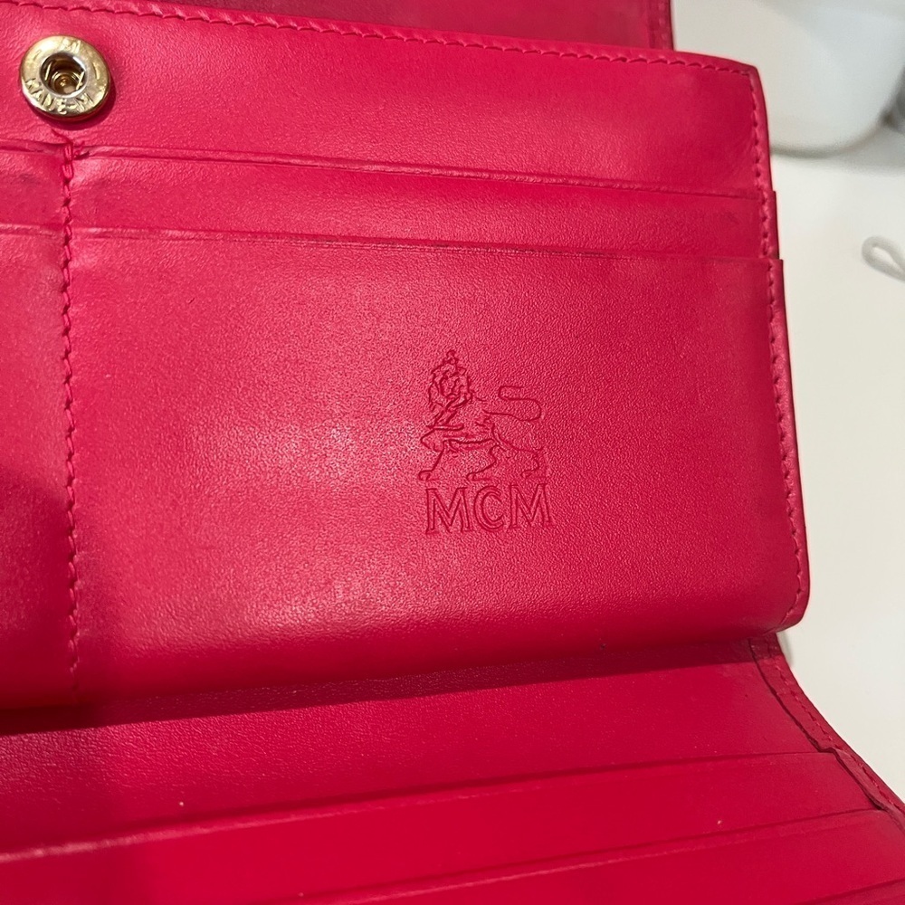 MCM DARK PINK LONG TRIFOLD WALLET - Picture 4 of 16